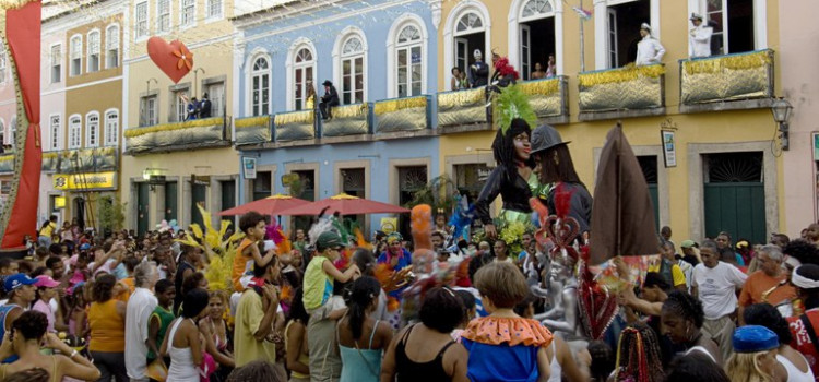 Turismo deve movimentar R$ 8,1 bi no Carnaval