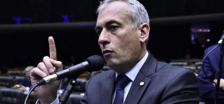 Kleinübing vai depôr na CPI do Esgoto terça