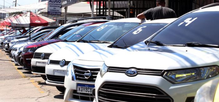 Desvalorização de carros seminovos segue acima da média