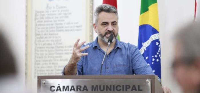 Câmara cobra ações para conter acidentes na rua Gustavo Salinger