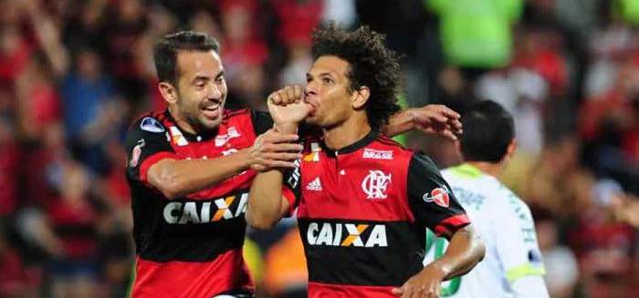 Flamengo goleia a Chapecoense