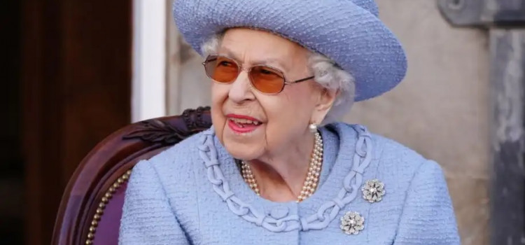 Rainha Elizabeth II morre aos 96 anos