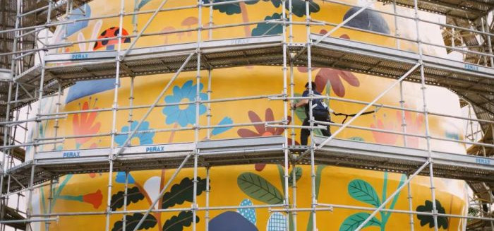 Pomerode finaliza montagem do maior ovo do mundo para a 18ª Osterfest