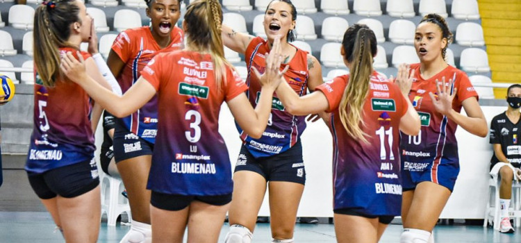 Bluvolei conquista vitória em estreia na Superliga B Feminina