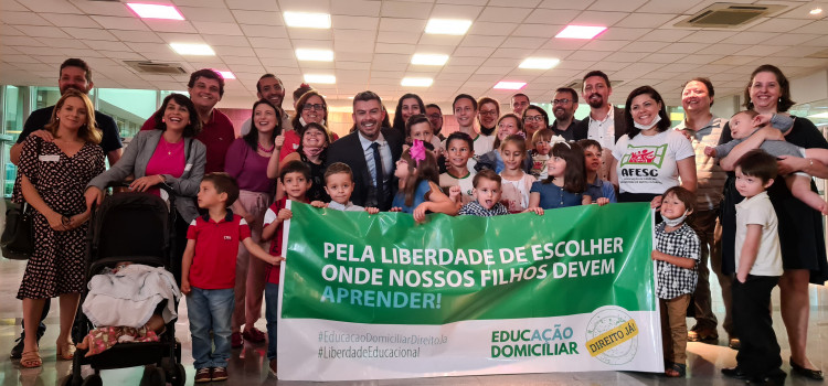 Alesc aprova projeto do Ensino Domiciliar em Santa Catarina