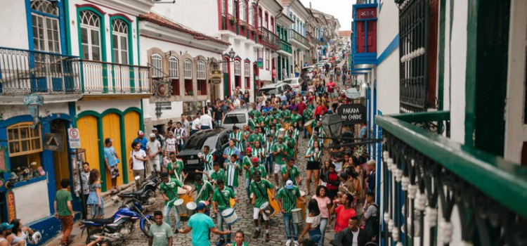 Turismo estima cerca de 46 milhões de pessoas no Carnaval