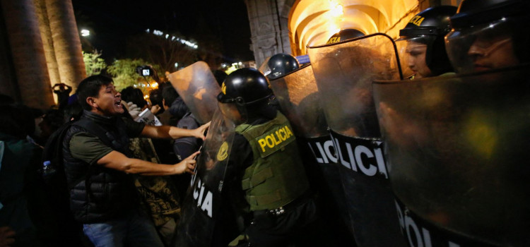 A Revolução da Geração Z e a crise da Classe Média no Brasil