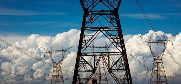 Senado deve concluir na terça-feira votação do marco do setor elétrico