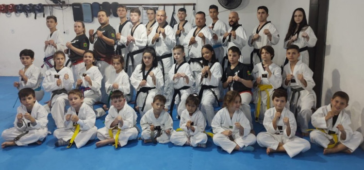 Taekwondo de Blumenau participa de open Internacional