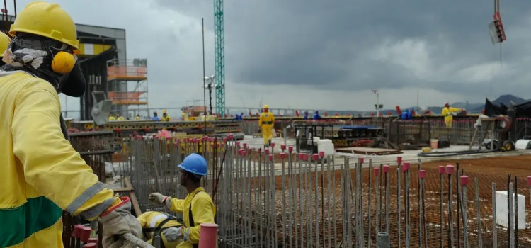 Juros em 15% travam setores estratégicos da economia brasileira