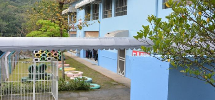 Mais de mil disputam vagas de vigilância nas escolas de Blumenau