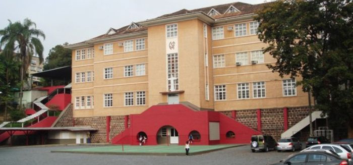 Alunos são expulsos do Sagrada após nudes com IA