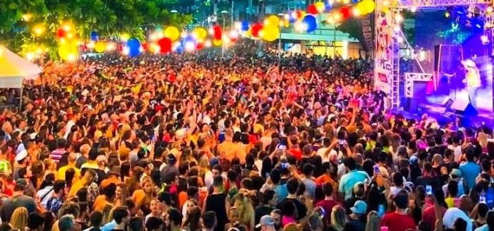 Hotéis de Balneario Camboriú beiram lotação máxima para o Carnaval
