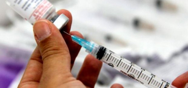Santa Catarina recebe 27 mil doses da vacina pentavalente