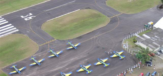 Governo do Estado inicia projeto para estimular a aviação regional