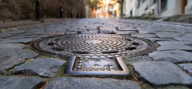 Consultoria detalha revisão tarifária do esgoto na CPI hoje