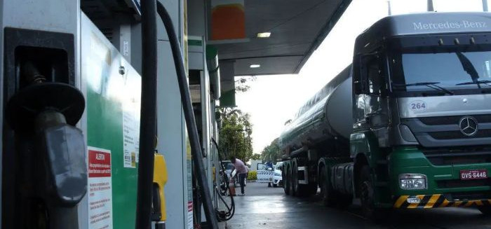 Postos enfrentam cortes no fornecimento de gasolina