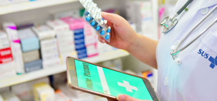 Remédios receitados por médicos particulares poderão ser retirados no SUS