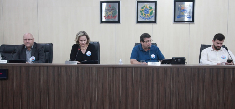 Vereadores protocolam requerimento para abertura de CPI do Esgoto
