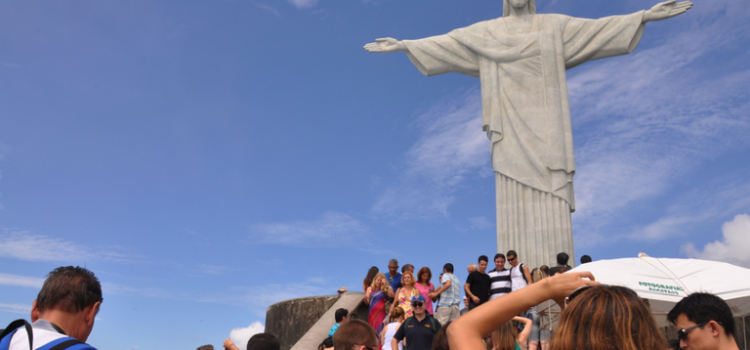 Brasil atrai 4,9 milhões de visitantes estrangeiros até setembro