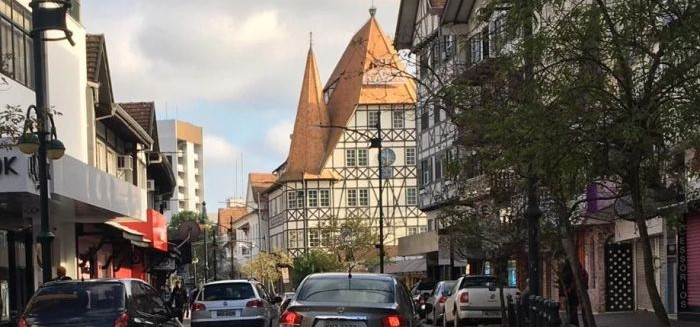 Comércio tem autorização para abrir no feriado de 1º de maio