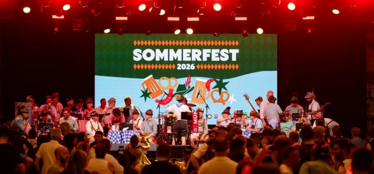 Sommerfest atrai mais de 15 mil pessoas na Vila Germânica