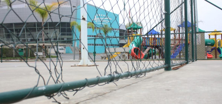 Parque Arena é alvo de vandalismo em Jaraguá
