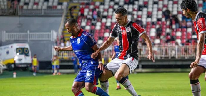 JEC perde para o Marcílio Dias e crise aumenta no Catarinense