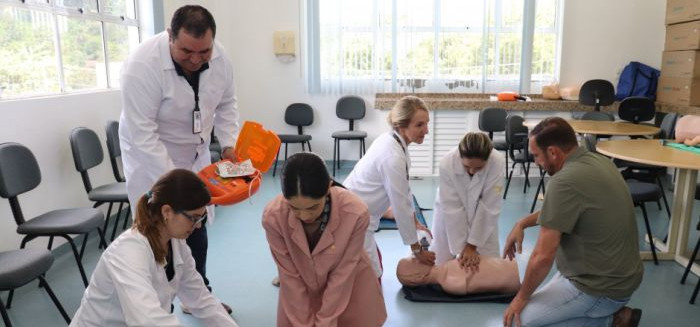 AGF Garcia prepara servidores para salvar vidas em emergências