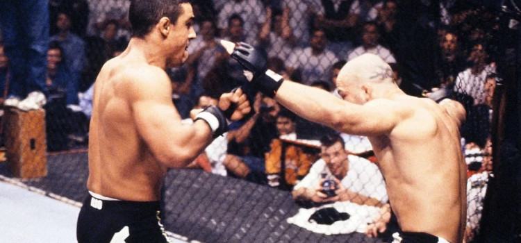 Belfort sofre lesão e adia revanche contra Wanderlei Silva