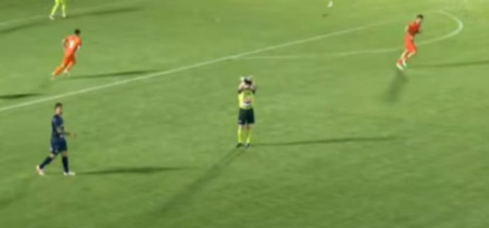 Árbitro aciona protocolo contra racismo em jogo do Catarinense