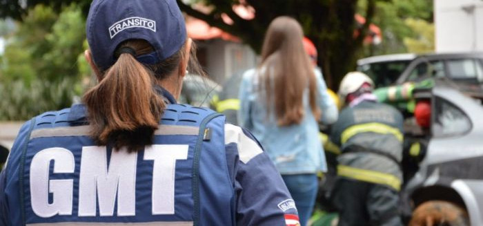 Motoristas enfrentam taxa de R$ 178 para laudo de acidentes