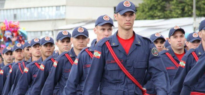 Bombeiros de SC abrem seleção inédita com 30 vagas e foco em Blumenau